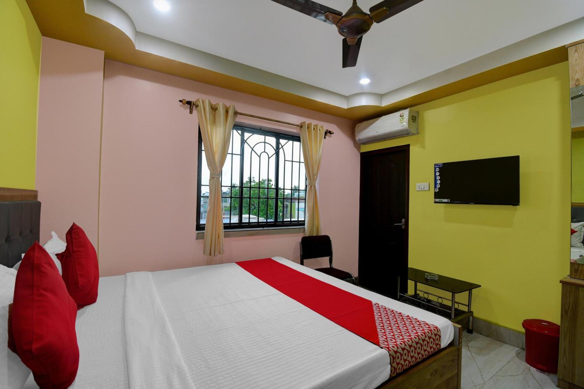 Hotel O Mahal And Restaurant Kanchrapara Calcutta Buitenkant foto