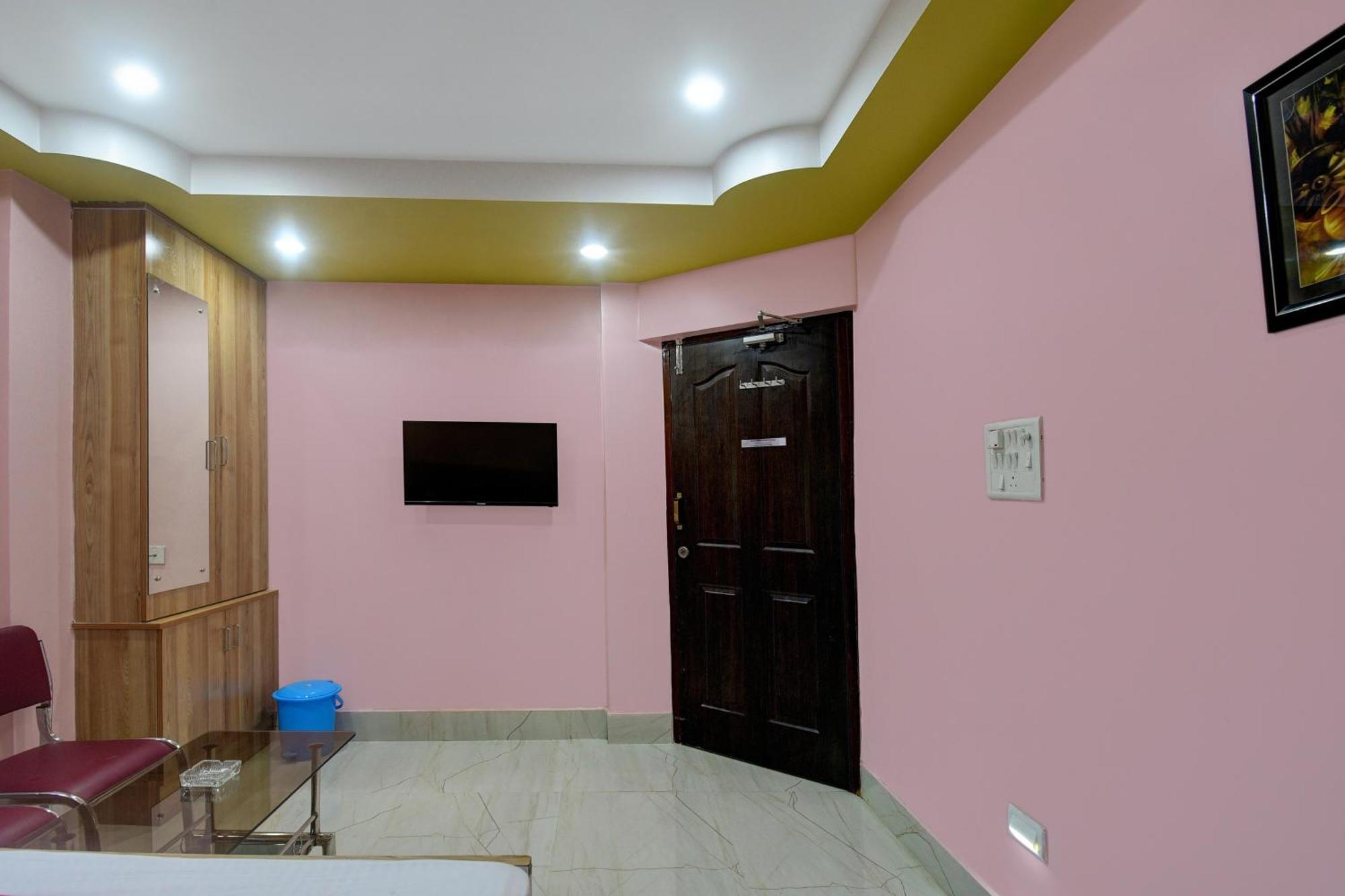 Hotel O Mahal And Restaurant Kanchrapara Calcutta Buitenkant foto